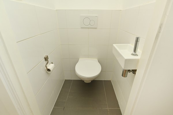 Medium property photo - Van Musschenbroekstraat 143, 2522 AL Den Haag